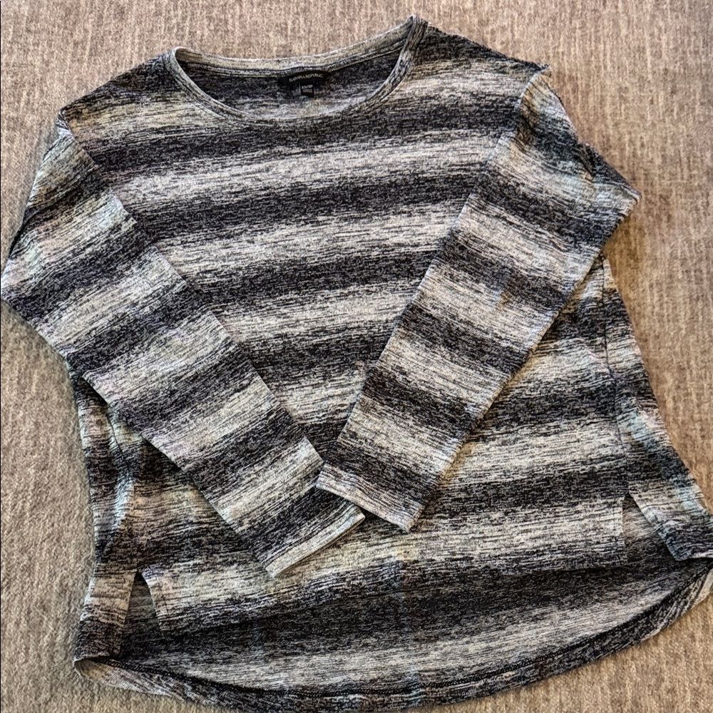 Banana Republic oversized Black and Gray Knit Top